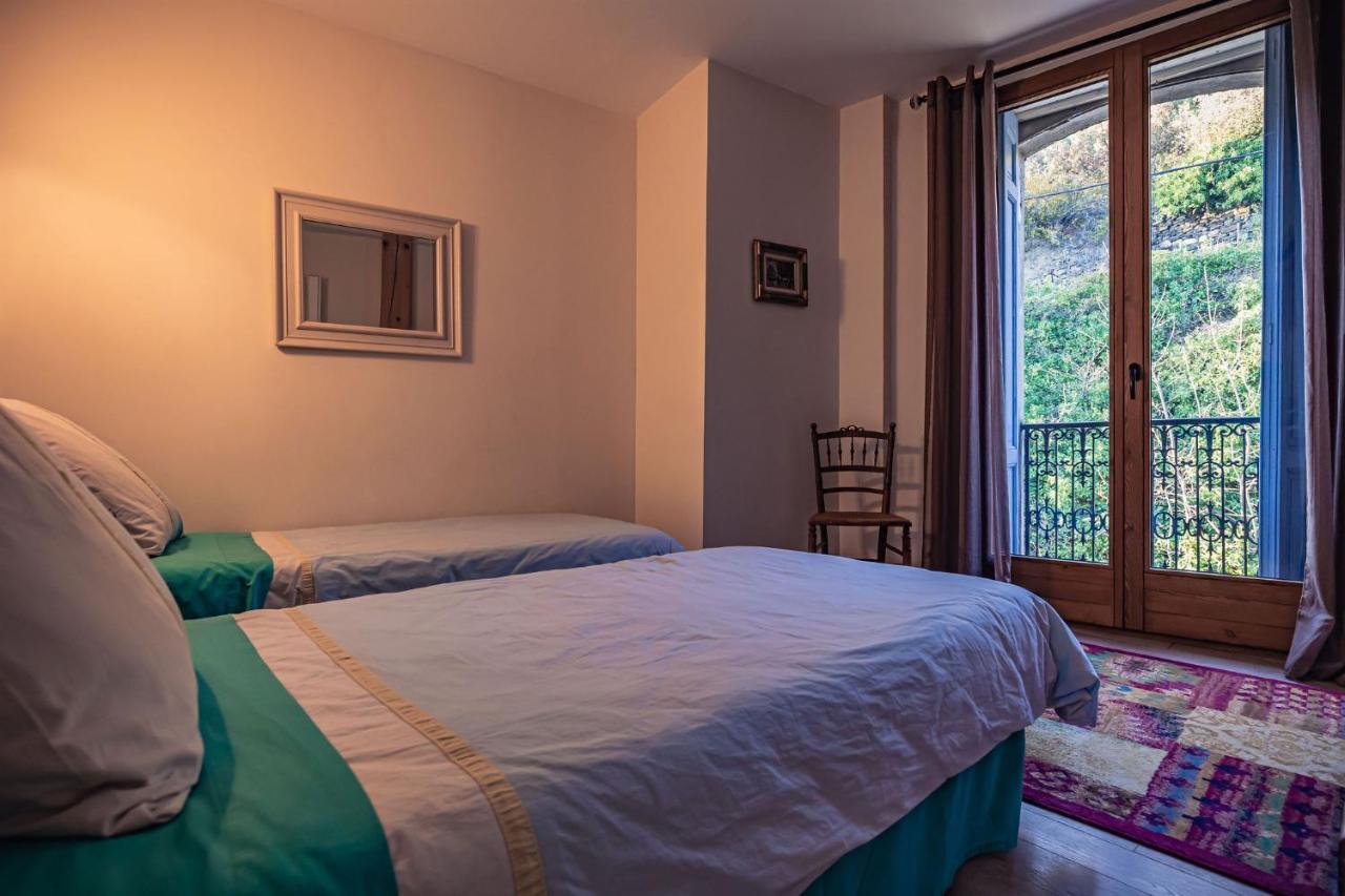 Sundrenched Relais De Poste In Serdinya Exterior foto
